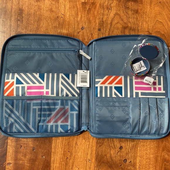 Vera Bradley Tablet tamer organizer/little keepsake - Picture 2 of 4